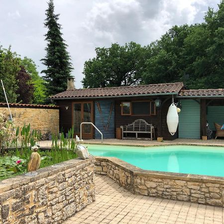 Hotel Le Bon Chemin Roulotte Sainte-Nathalène Exterior foto